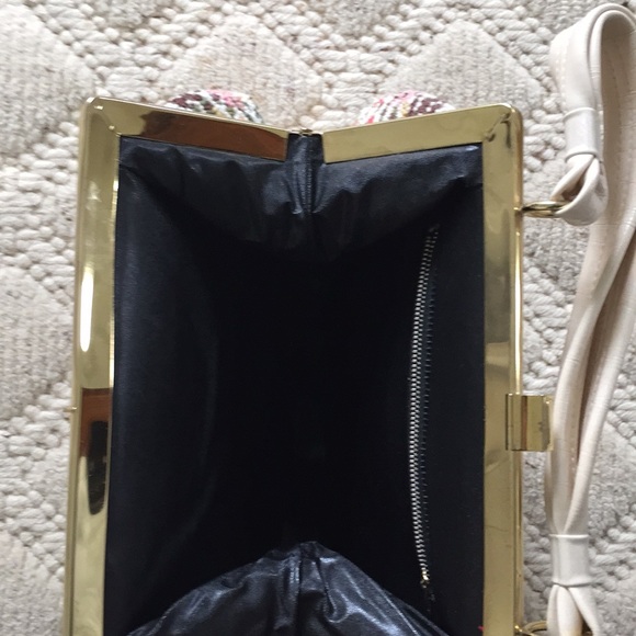 Needlepoint Floral Purse - Picture 3 of 3